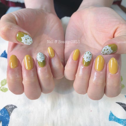 ぴよこれいと あうるす on LIPS 「こっとんれーす。とぴすたちお🥜とからし🍢#カラフルネイル#co..」(2枚目)