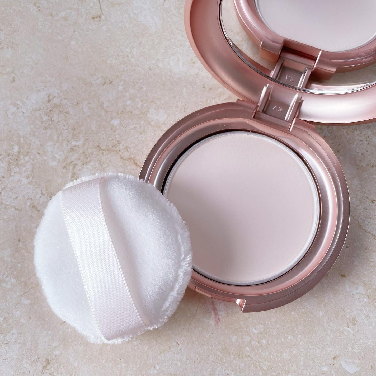 エテュセ フェイスエディション(パウダー)/ettusais/プレストパウダーを使ったクチコミ(4枚目)