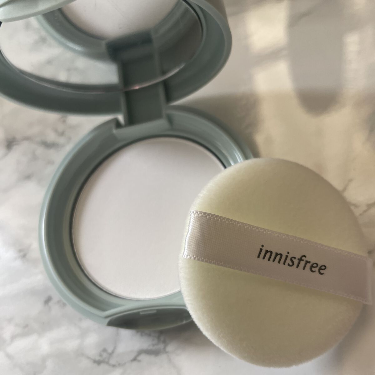 ノーセバム　ミネラルパクト　S/innisfree/プレストパウダーを使ったクチコミ（2枚目）