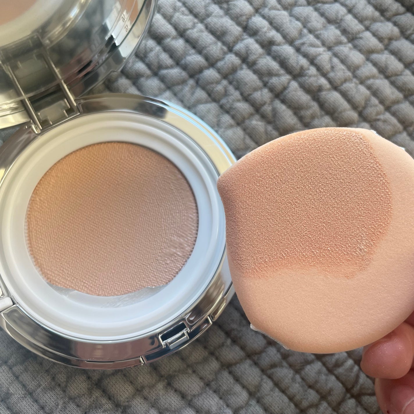 グリーミングテンションパクト/2aN/クリーム・エマルジョンファンデーションを使ったクチコミ(2枚目)