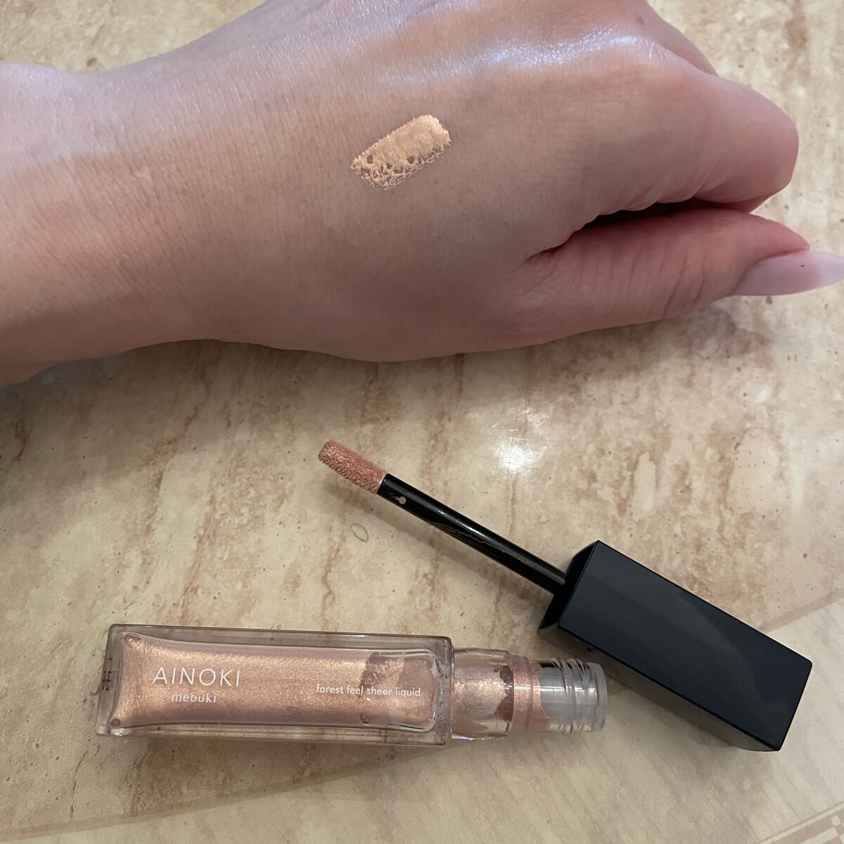 フォレスト フィール シアー リキッド 01 木漏れ日/AINOKI mebuki/リキッドアイシャドウを使ったクチコミ（2枚目）