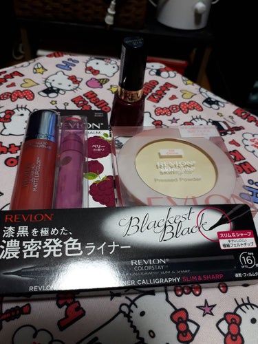 miyuki on LIPS 「イオンでレブロンの秋のラッキーバックを買って来ました。2千円位..」（1枚目）