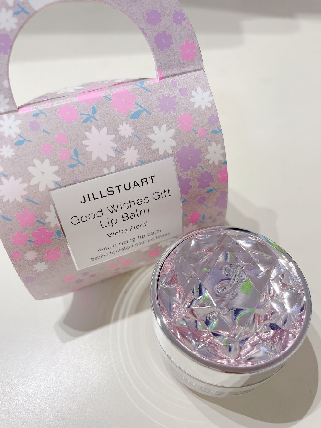 ジルスチュアート リップバーム グッドウィッシーズギフト　リップバーム ホワイトフローラル/JILL STUART/リップバームを使ったクチコミ（1枚目）