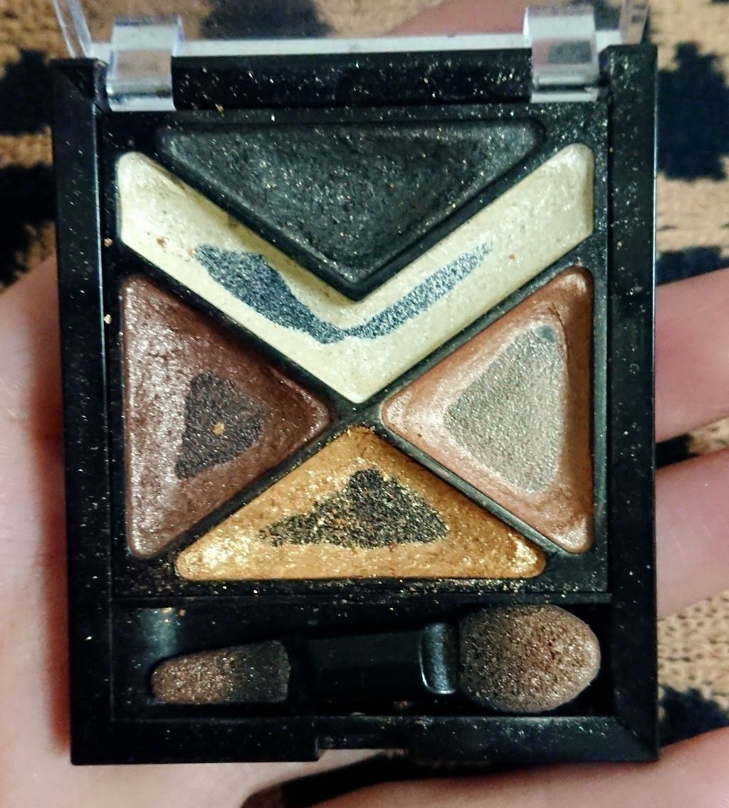 ハイパーダイヤモンド シャドウ/MAYBELLINE NEW YORK/アイシャドウパレットを使ったクチコミ（1枚目）