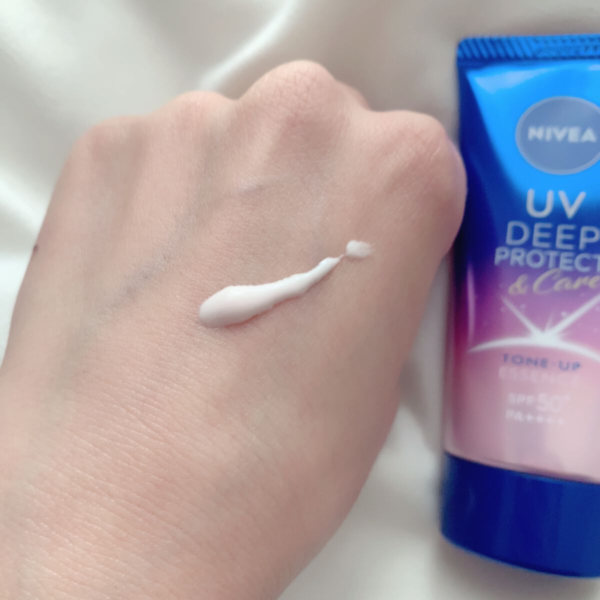 ニベアUV ディープ プロテクト&ケア トーンアップ エッセンス/ニベア/日焼け止めローションを使ったクチコミ(4枚目)