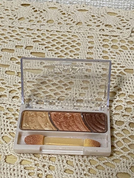 トーンアップアイシャドウ/CEZANNE/アイシャドウパレットを使ったクチコミ(2枚目)