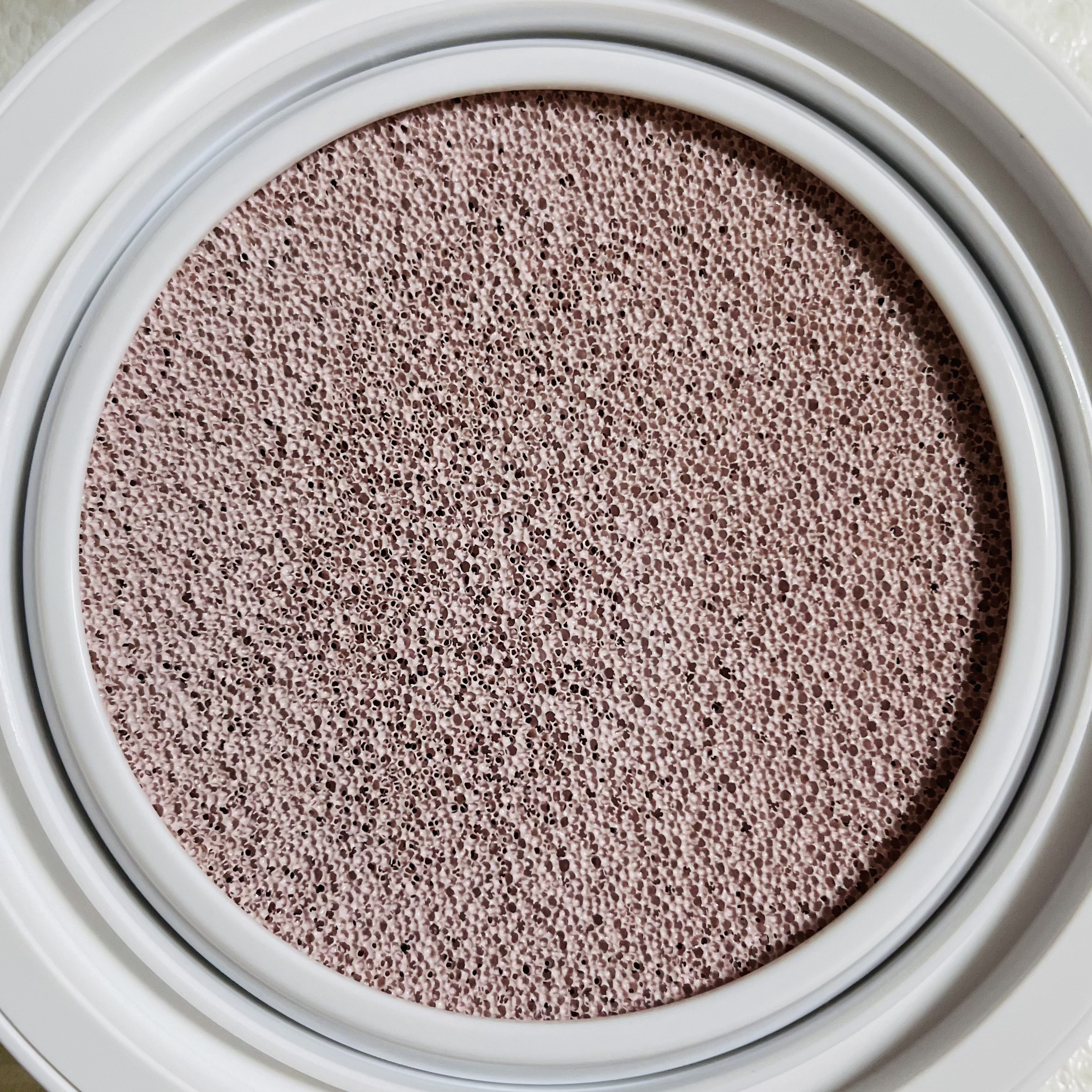 コンプリメントシリーズクッション 紫色(ボラ)/Ameli/クッションファンデーションを使ったクチコミ（2枚目）