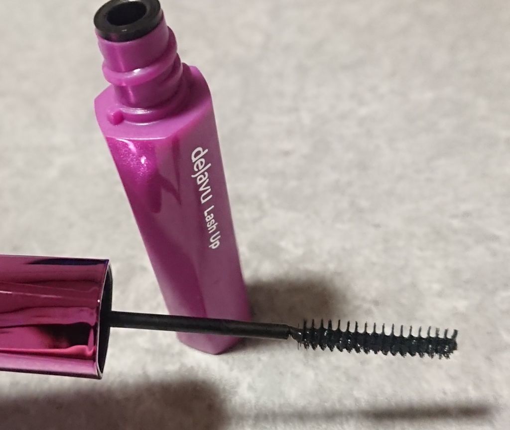 「塗るつけまつげ」自まつげ際立てタイプ/デジャヴュ/マスカラを使ったクチコミ（2枚目）