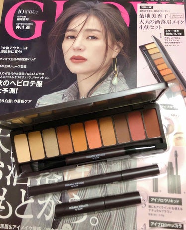 GLOW10月号の付録
大人の洒落眉メイク4点セット
購入しました(꒪˙꒳˙꒪ )

私には、アイブロウリキッドは
赤茶っぽいのと濃すぎるので
アイライナーとして使う予定♬︎

ブラシはなかなか使えるか