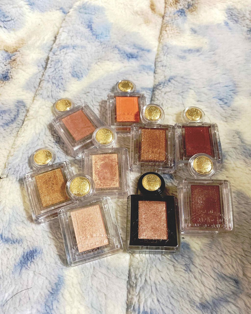 シャドーカスタマイズ/MAJOLICA MAJORCA/単色アイシャドウを使ったクチコミ(1枚目)