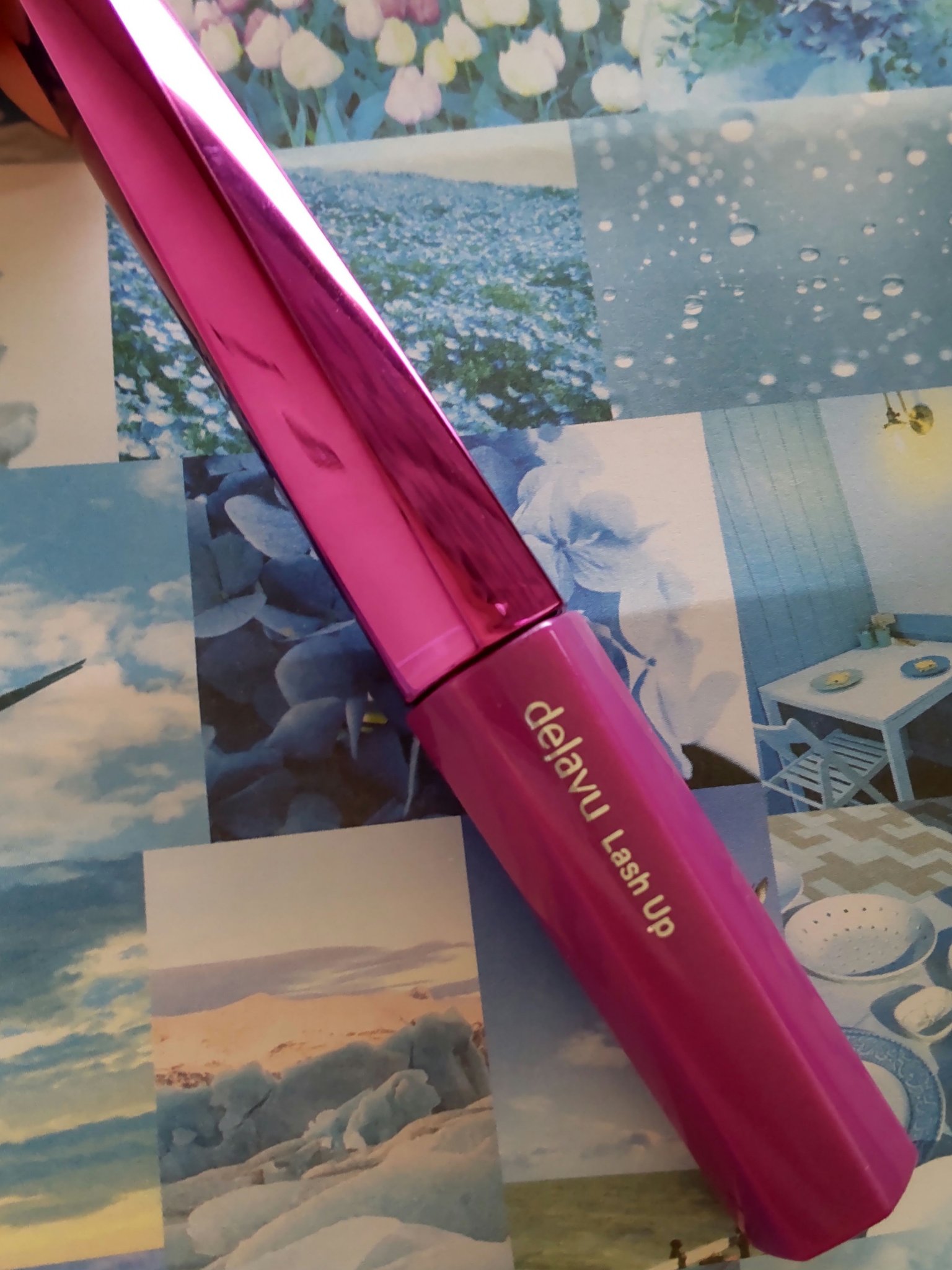 デジャヴュ　「塗るつけまつげ」自まつげ際立てタイプ

超極細ブラシのマスカラはじめて使いました。
凄く塗りやすい！！
際のまつげもキャッチして自まつ毛を際立たせてくれます。
ナチュラルに目力アップするマスカラです。
まつげに塗っても重さも感