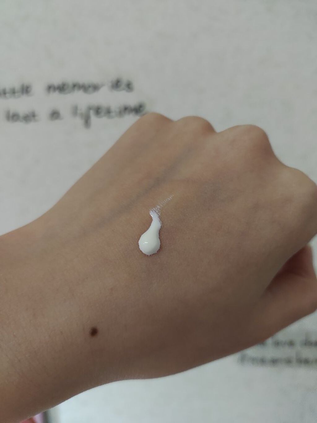 UVトーンアップベース/CEZANNE/化粧下地を使ったクチコミ(3枚目)