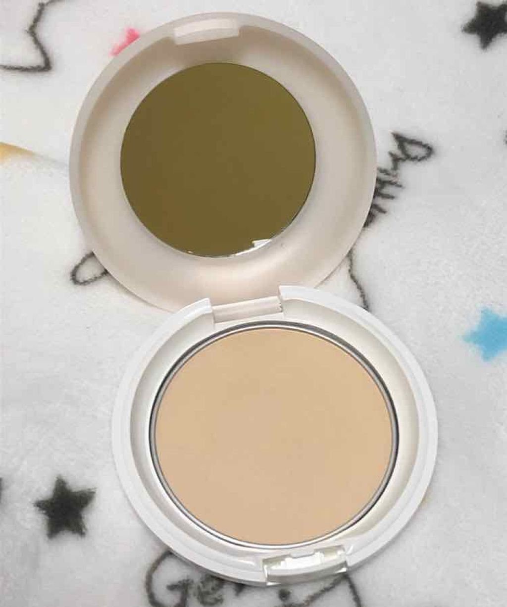 薬用 エアリースキンケアヴェール/d プログラム/プレストパウダーを使ったクチコミ(2枚目)