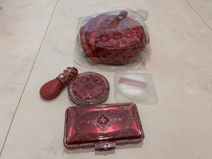 ジルスチュアート ミッドナイトチェリー コレクション/JILL STUART/メイクアップキットを使ったクチコミ(2枚目)