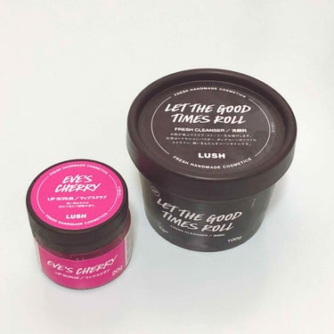 LUSHのリップスクラブと洗顔料を購入
しました！

友人からもらったボディコンディショナーが
私のLUSHデビューだったのですが
とても良かったので他のも欲しいなぁと思い
お買い物してきました😊


