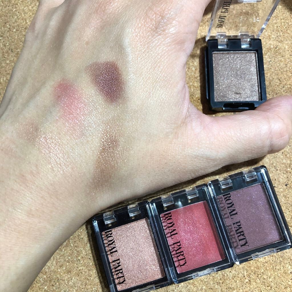 ロイヤルパーティー カスタムアイシャドウ 2P/DAISO/ジェル・クリームアイシャドウを使ったクチコミ(2枚目)