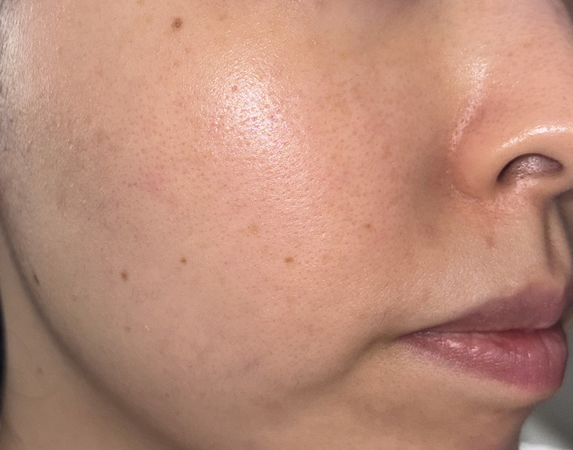 カリフォルニアフェザーライククッション/KEYTH/クッションファンデーションを使ったクチコミ（3枚目）