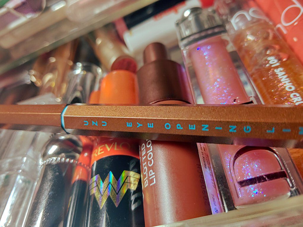 リキッド グリッター シャドウ/rom&nd/グリッターを使ったクチコミ（2枚目）