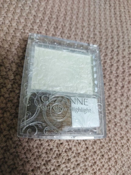 パールグロウハイライト/CEZANNE/パウダーハイライトを使ったクチコミ(1枚目)