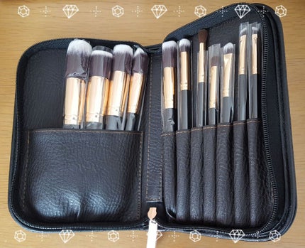 貴族のゴールド メイクブラシ11本セット 化粧ポーチ付き/SIXPLUS/メイクブラシを使ったクチコミ(2枚目)