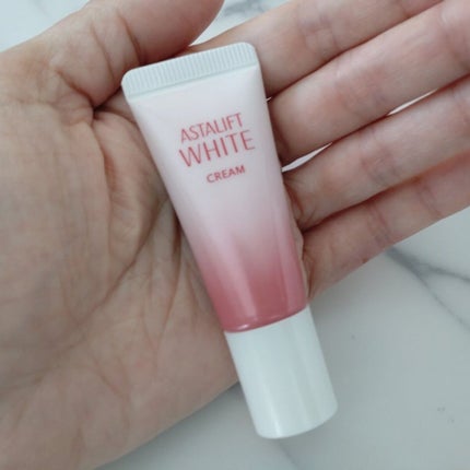 アスタリフト ホワイト クリーム/アスタリフト/フェイスクリームを使ったクチコミ(2枚目)