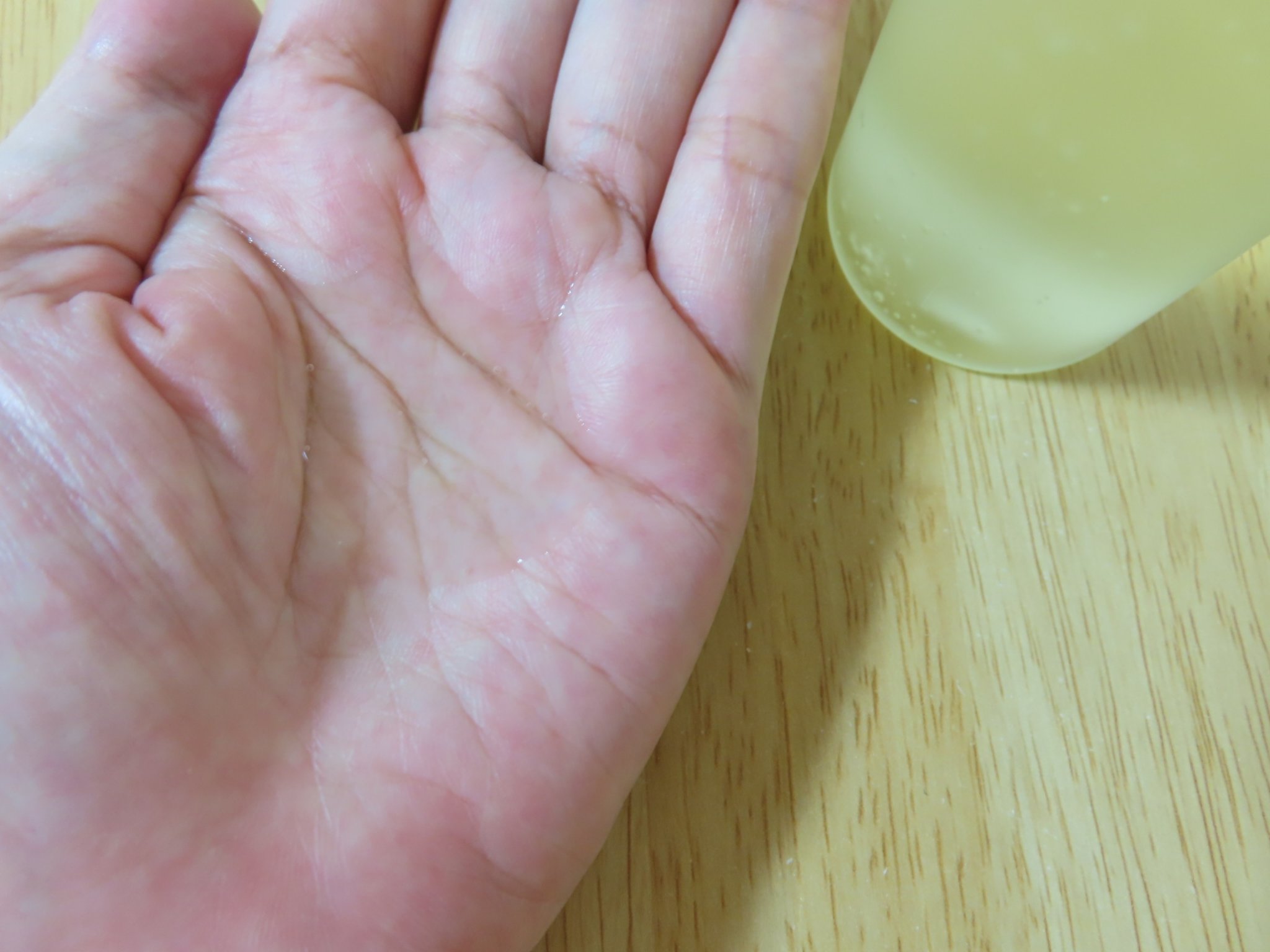 5番 白玉グルタチオンCエッセンシャルトナー/numbuzin/化粧水を使ったクチコミ（3枚目）