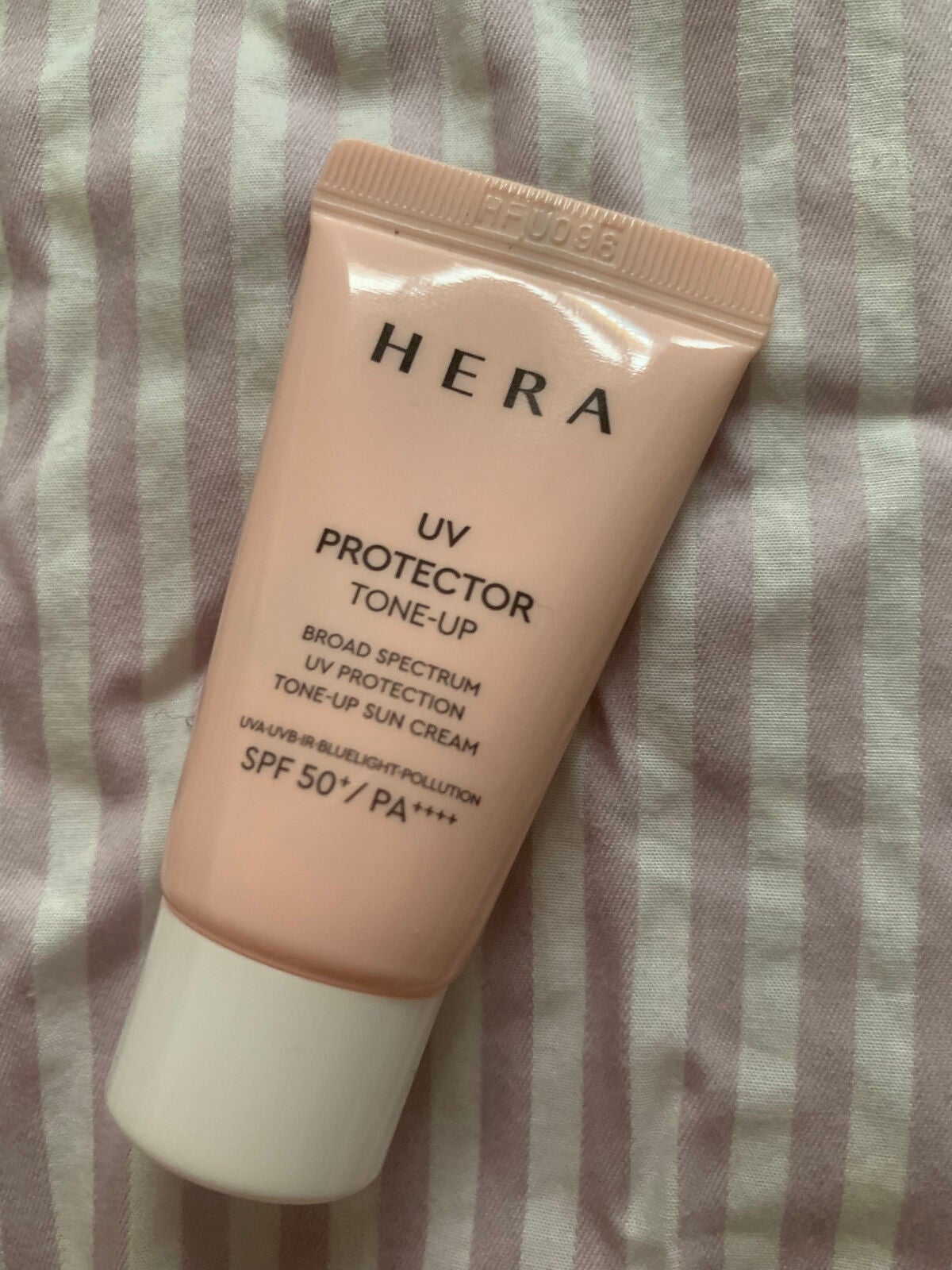 UVプロテクター トーンアップ/HERA/日焼け止めクリームを使ったクチコミ(1枚目)