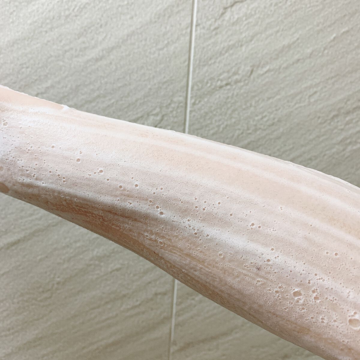 hadakara ボディソープ 泡で出てくるタイプ  フローラルブーケの香り/hadakara/ボディソープを使ったクチコミ（3枚目）