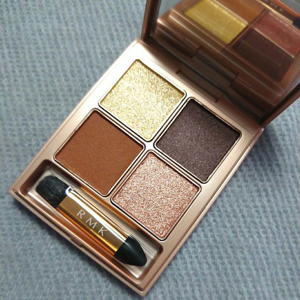 ローズウッドデイドリーム 4アイズ /RMK/アイシャドウパレットを使ったクチコミ(4枚目)