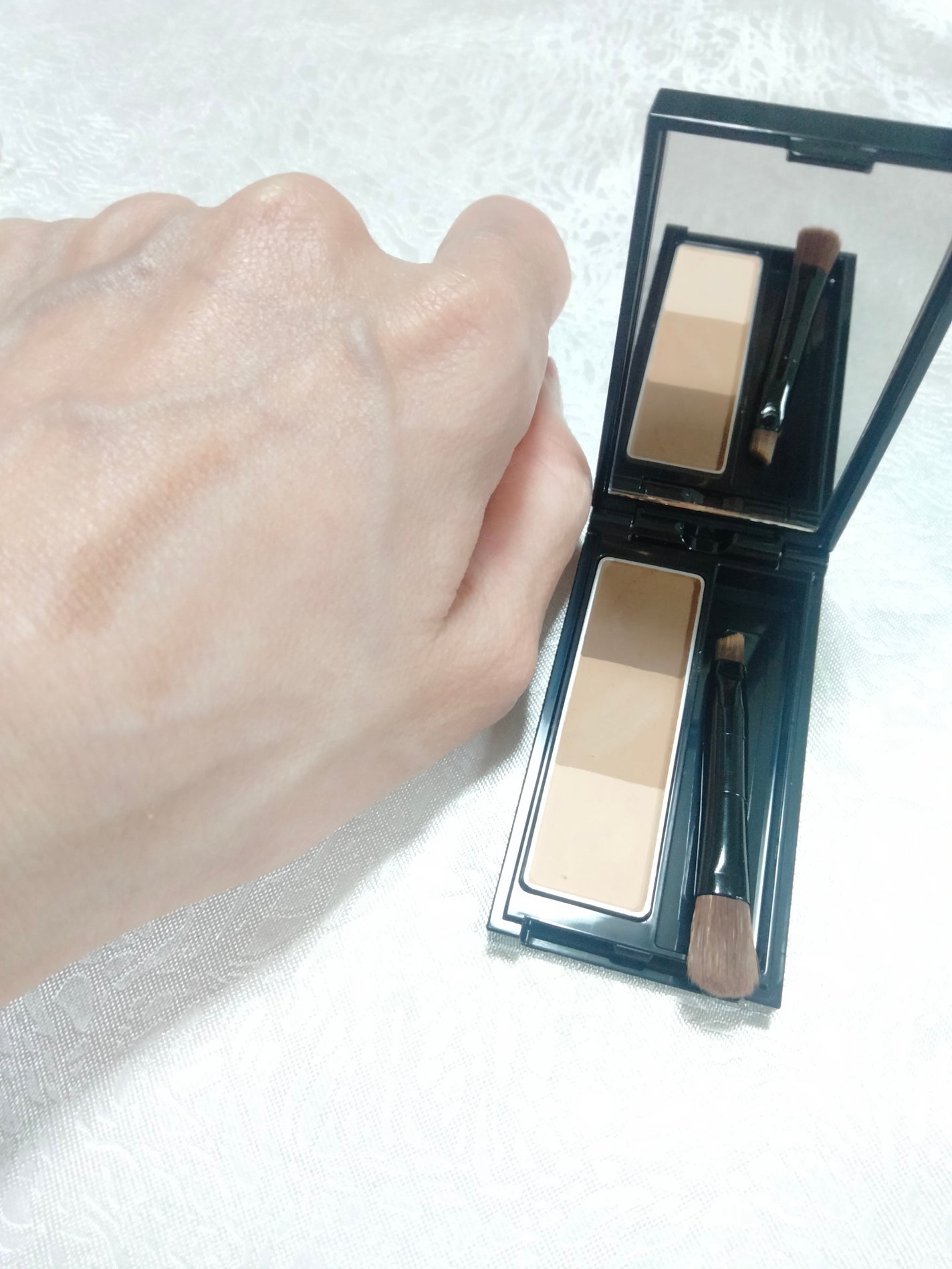 ケイト デザイニングアイブロウ3D/KATE/パウダーアイブロウを使ったクチコミ(3枚目)