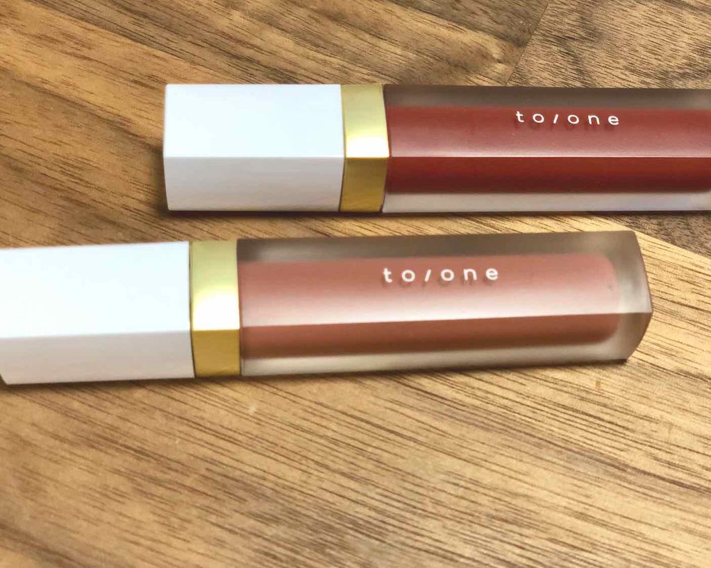 トーン ペタル エッセンス カラー バター/to/one/リップグロスを使ったクチコミ(3枚目)