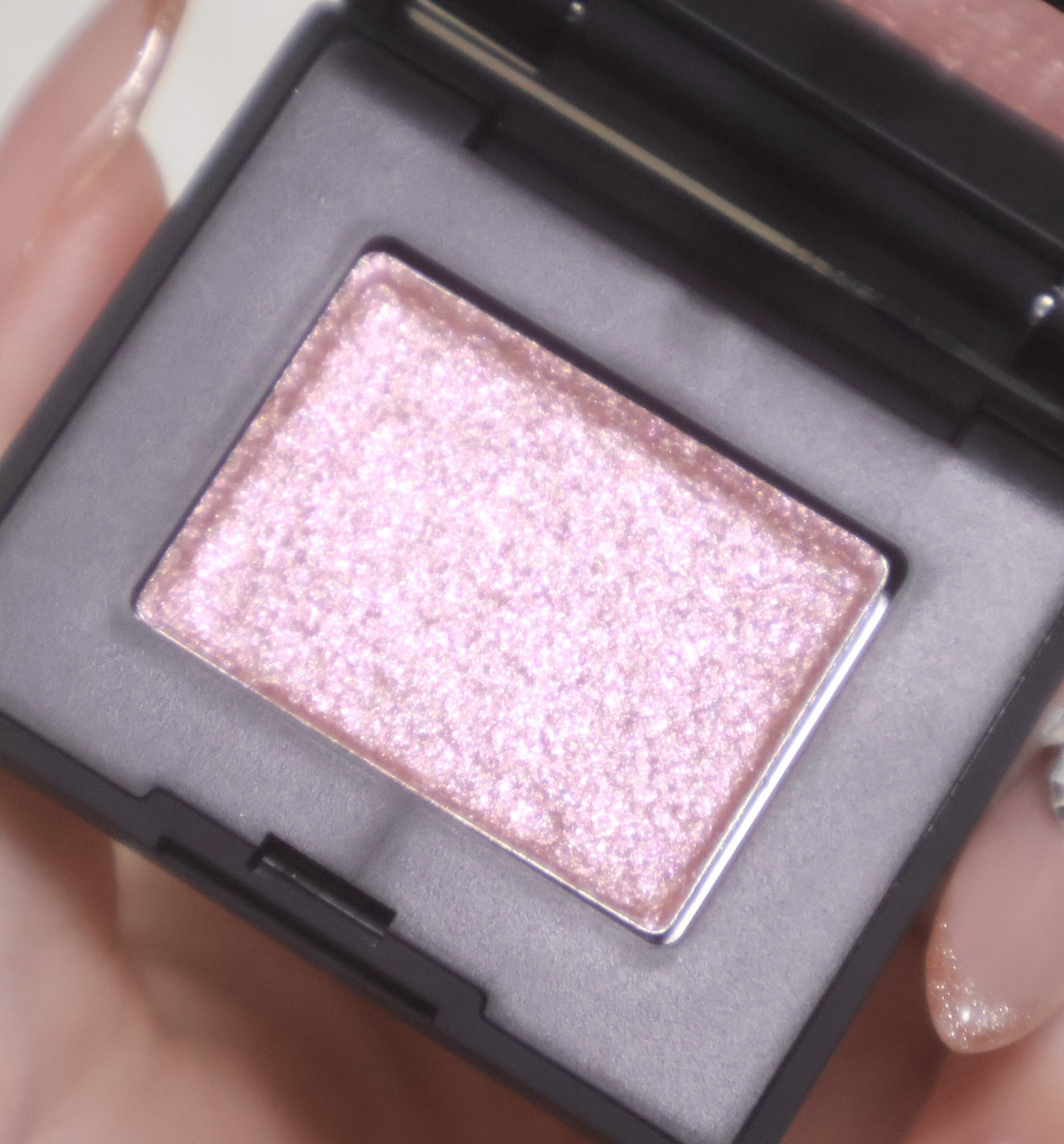 ハードワイヤードアイシャドー 5344/NARS/単色アイシャドウを使ったクチコミ（1枚目）