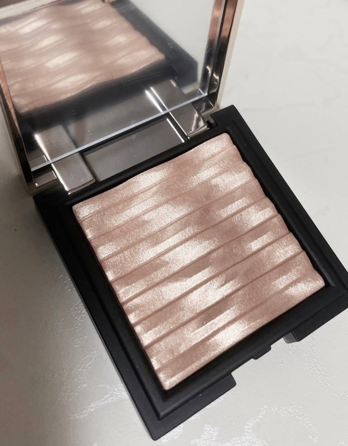 プリズム エアー ハイライター/CLIO/パウダーハイライトを使ったクチコミ(1枚目)