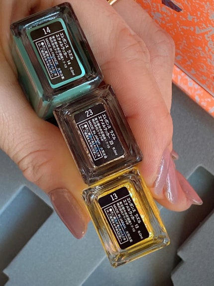 エレガンス ラズル エナメルラッカー/エレガンス ラズル /マニキュアを使ったクチコミ(2枚目)