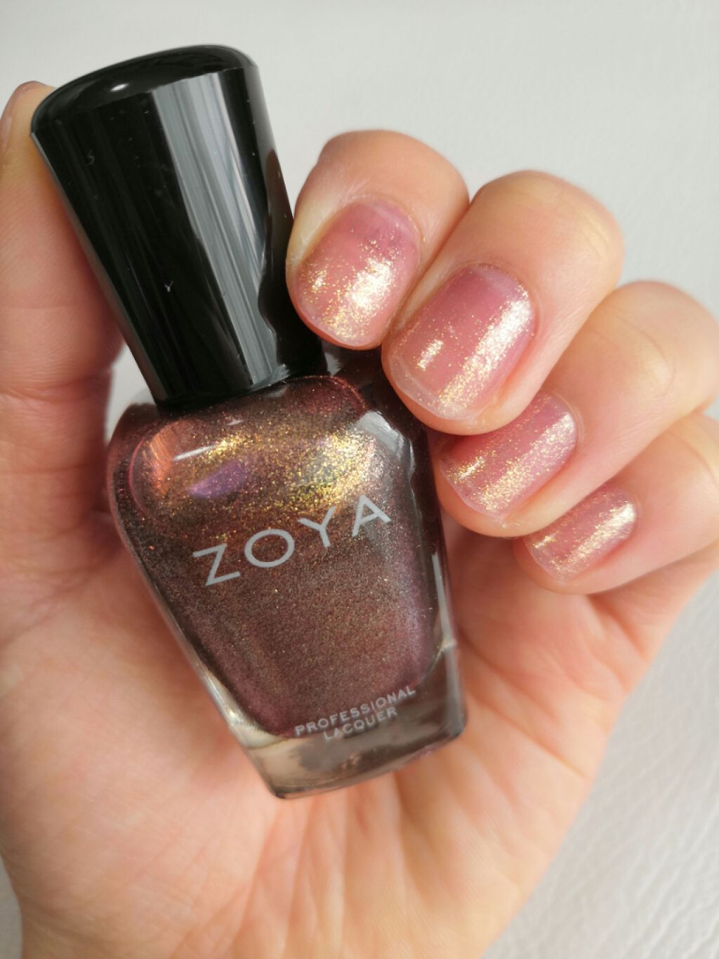 ネイルカラー ZP551_Faye/ゾーヤ/マニキュアを使ったクチコミ（2枚目）