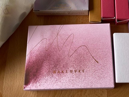 ソフトブラーリングアイパレット/wakemake/アイシャドウパレットを使ったクチコミ(1枚目)