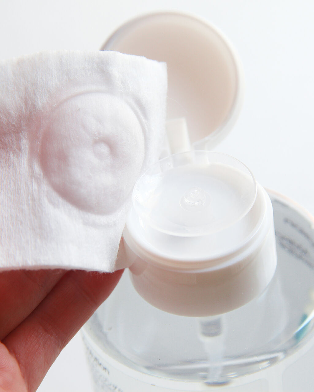 JMsolution JMソリューションジャパン ヒアルロニッククレンジングウォーターのクチコミ「JMソリューションジャパン ヒアルロニッククレンジングウォーター﻿
﻿
これがまたよく落ち.....」（2枚目）