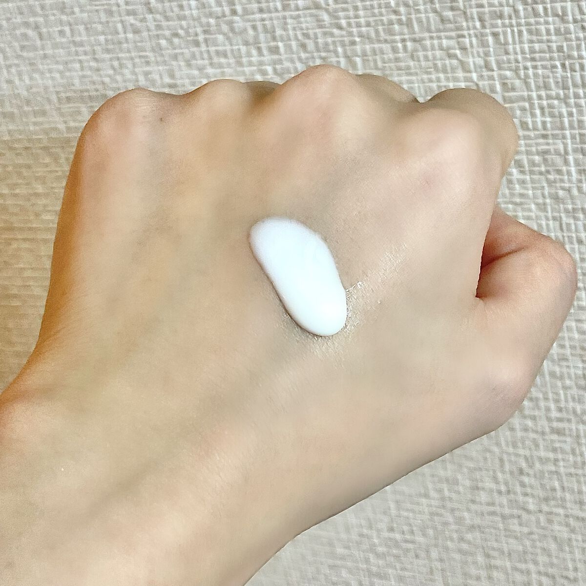 C.E.O Vitamin C Rapid Flash Brightening Serum/SUNDAY RILEY/美容液を使ったクチコミ(2枚目)