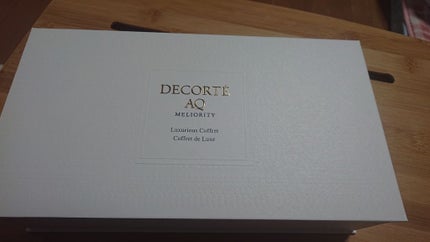 試してみた】AQ ミリオリティ ラグジュリアス コフレ n DECORTÉ 試してみた】AQ ミリオリティ ラグジュリアス コフレ n DECORTÉ