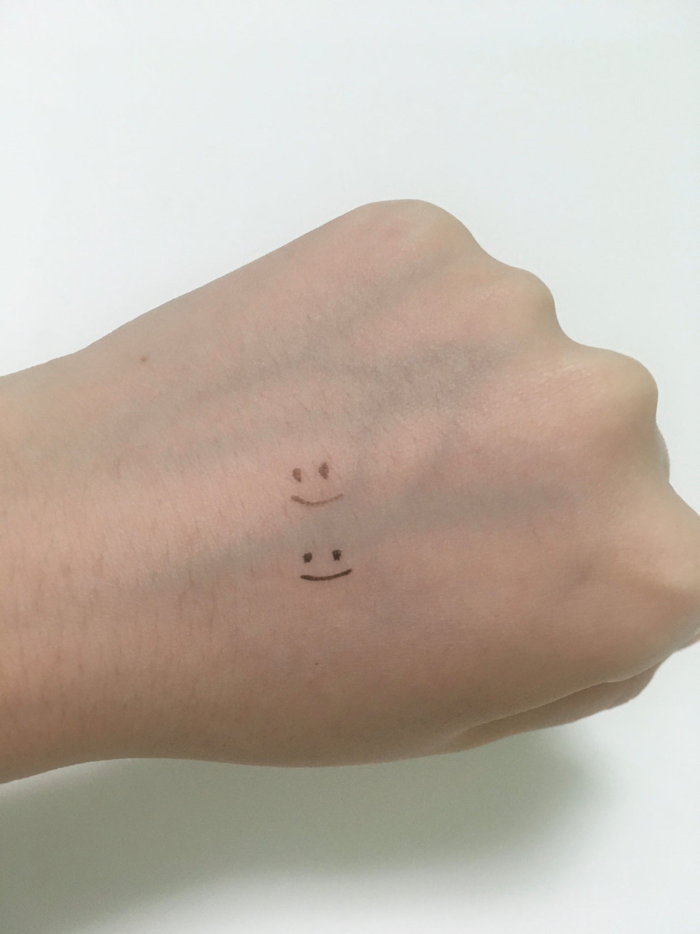 シルキーリキッドアイライナーWP/D-UP/リキッドアイライナーを使ったクチコミ(1枚目)