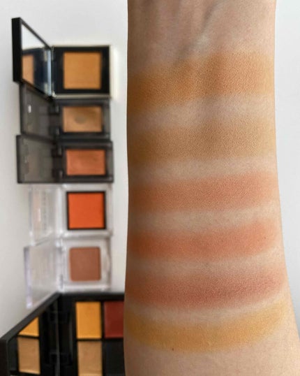 セルヴォーク ヴォランタリー アイズ/Celvoke/単色アイシャドウを使ったクチコミ(2枚目)