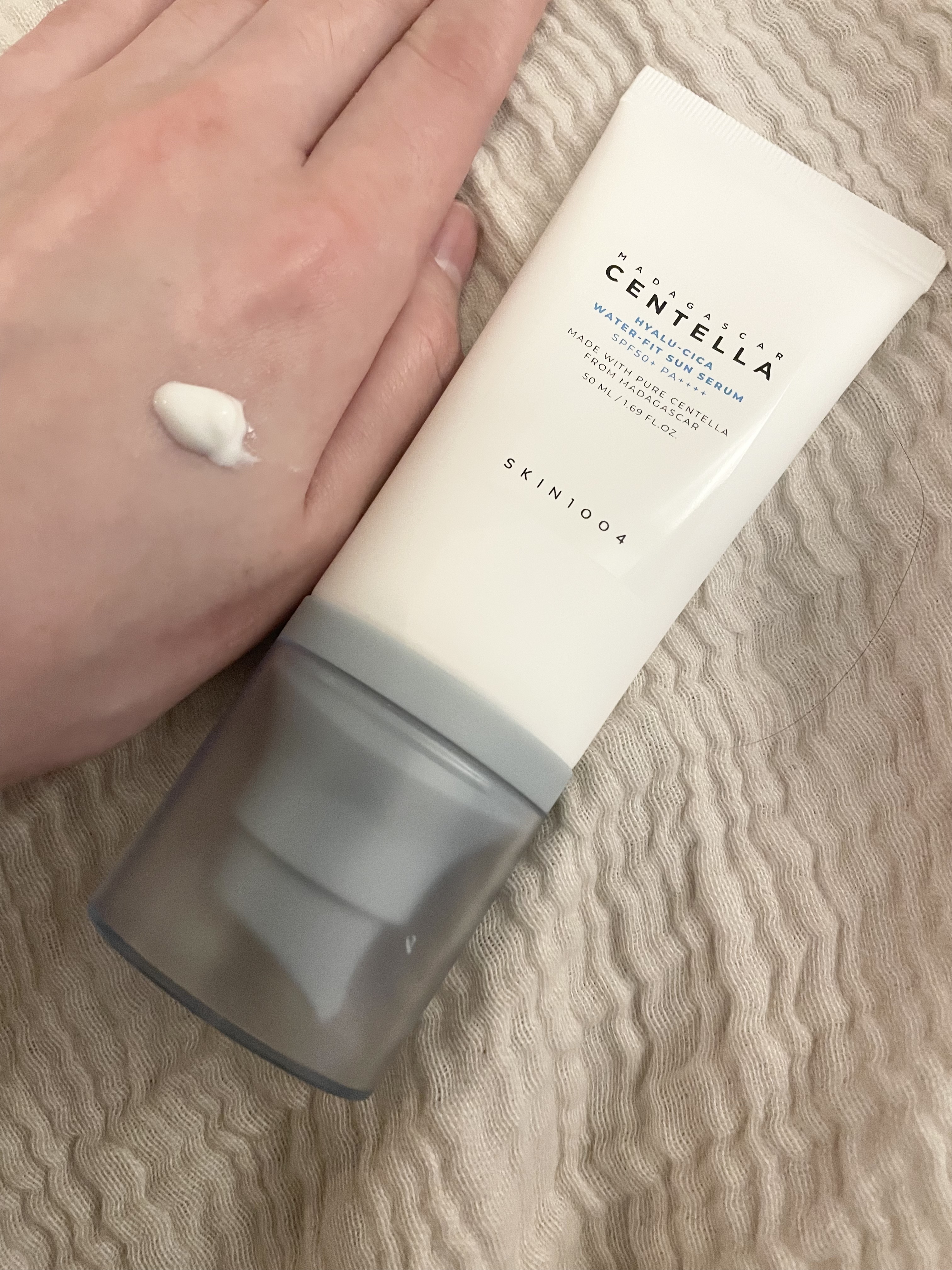 ヒアルーシカ ウォーターフィット サンセラム/SKIN1004/日焼け止めローションを使ったクチコミ（1枚目）