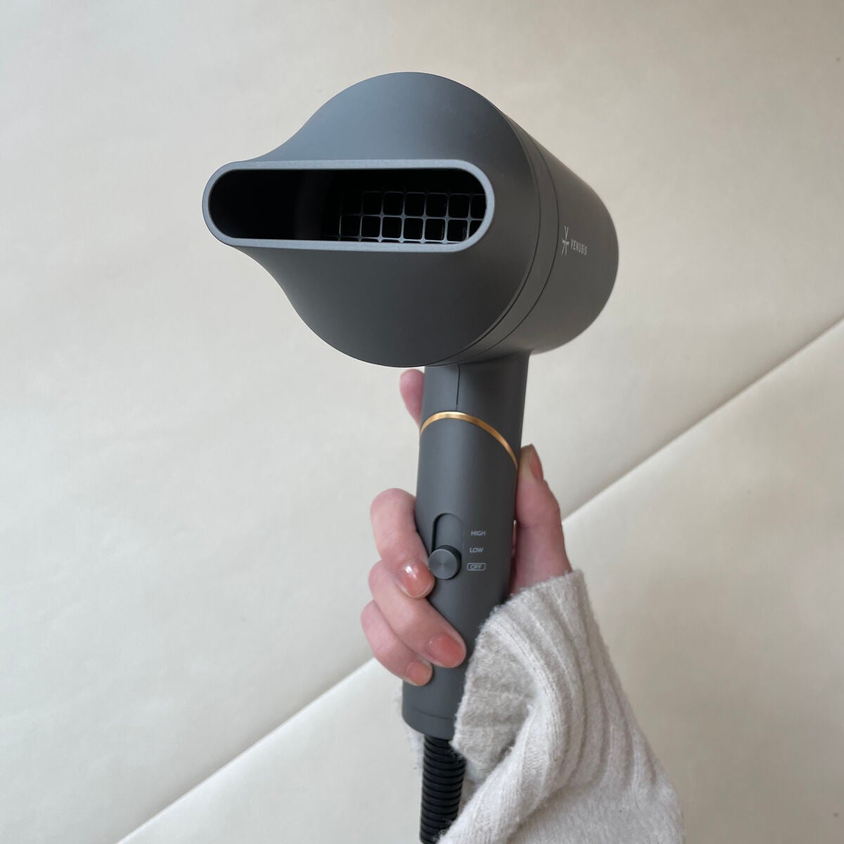 遠赤イオンドライヤーVDC-5100/VENUSiS/ドライヤーを使ったクチコミ(2枚目)