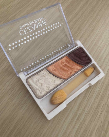 トーンアップアイシャドウ/CEZANNE/アイシャドウパレットを使ったクチコミ(2枚目)