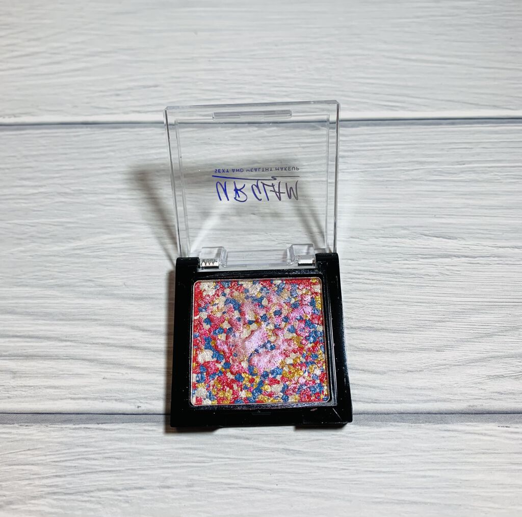 UR GLAM　MARBLE EYESHADOW 04/U R GLAM/単色アイシャドウを使ったクチコミ（2枚目）