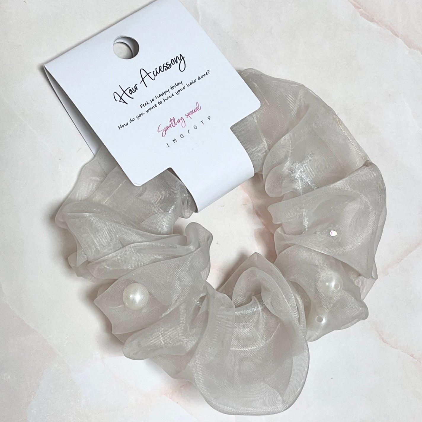 馬脂♡ on LIPS 「Can★Do購入シュシュ ビーズパール。薄いベージュ系カラー。..」(1枚目)