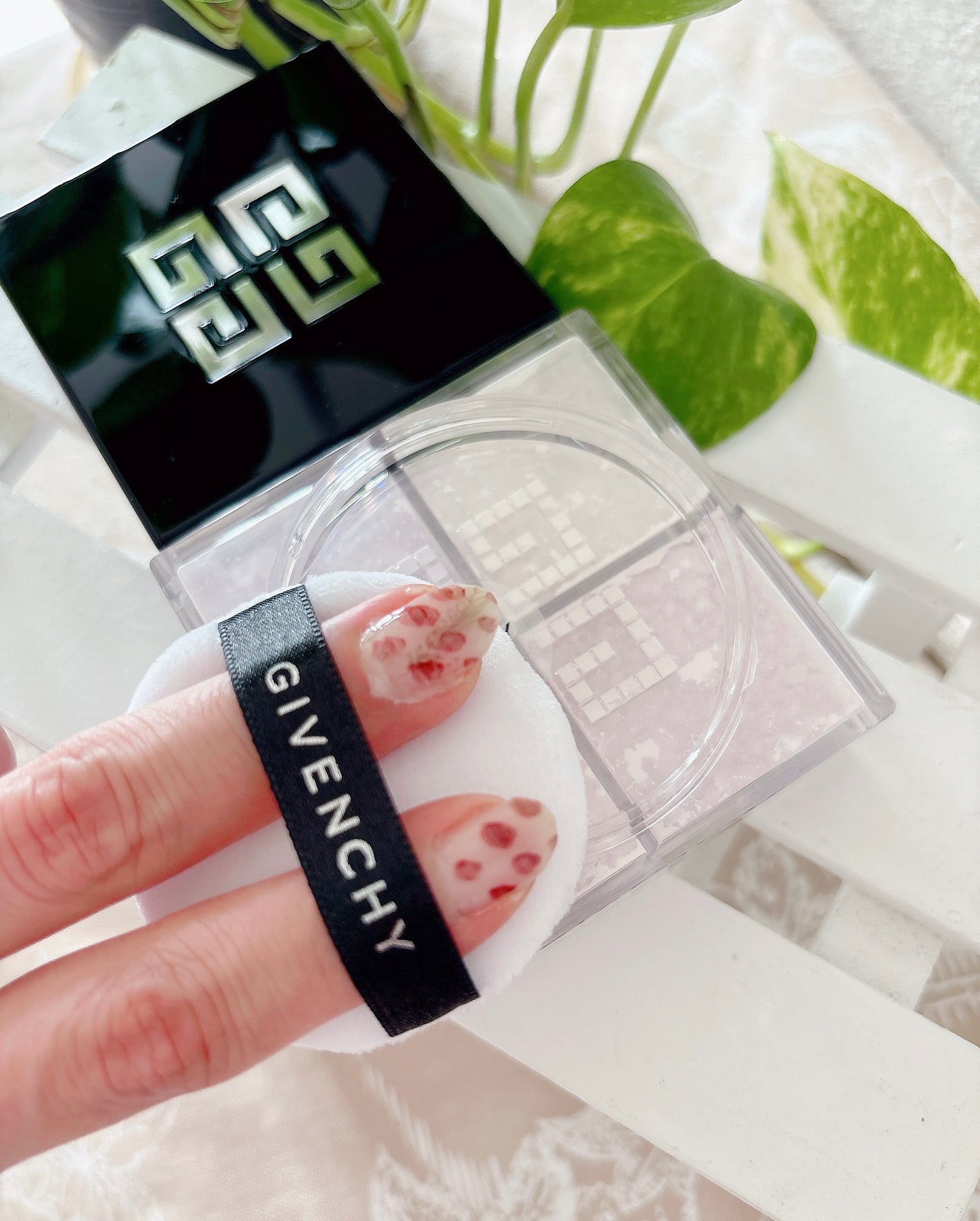 プリズム・リーブル/GIVENCHY/ルースパウダーを使ったクチコミ(2枚目)