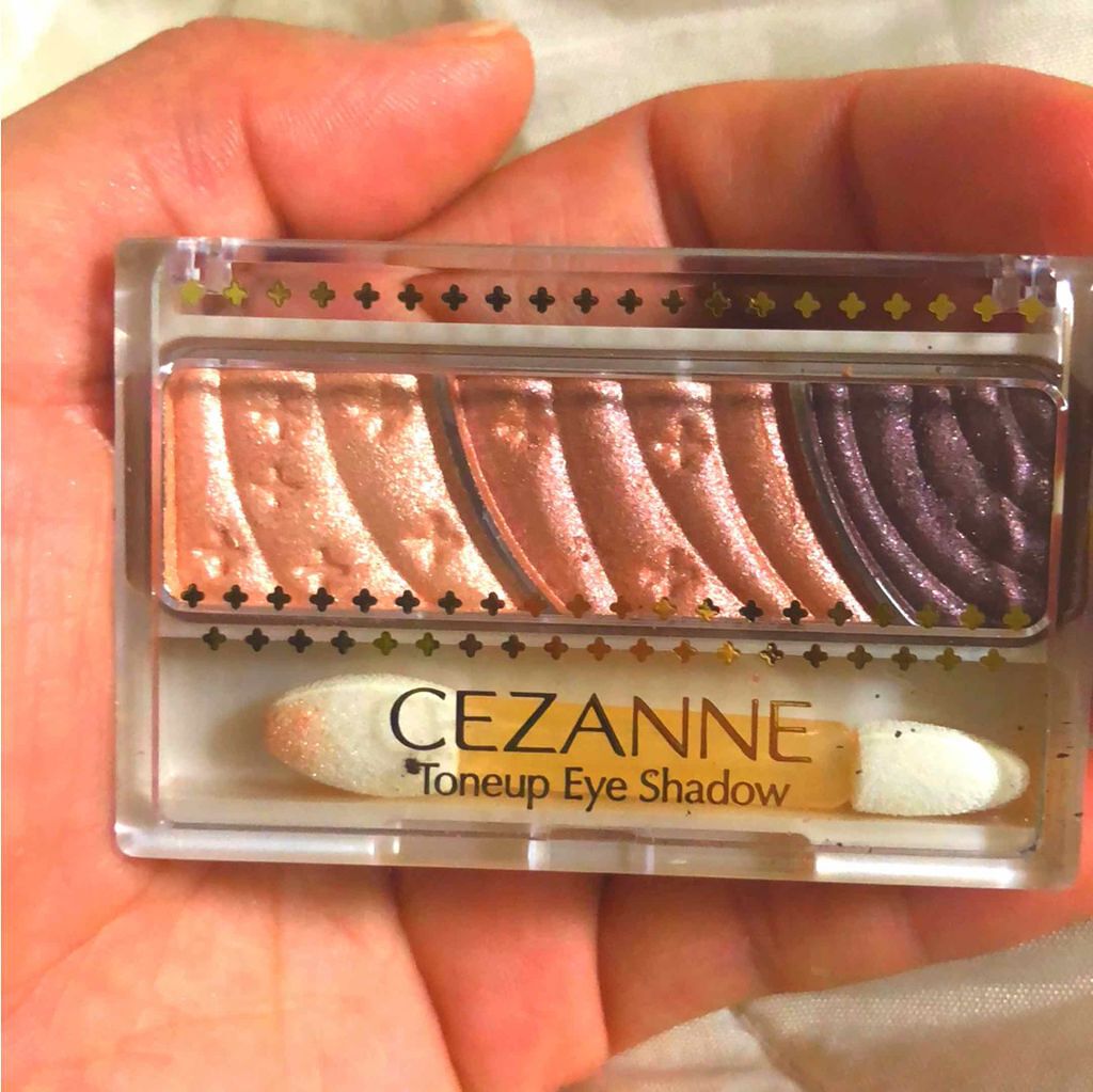 トーンアップアイシャドウ/CEZANNE/アイシャドウパレットを使ったクチコミ(1枚目)
