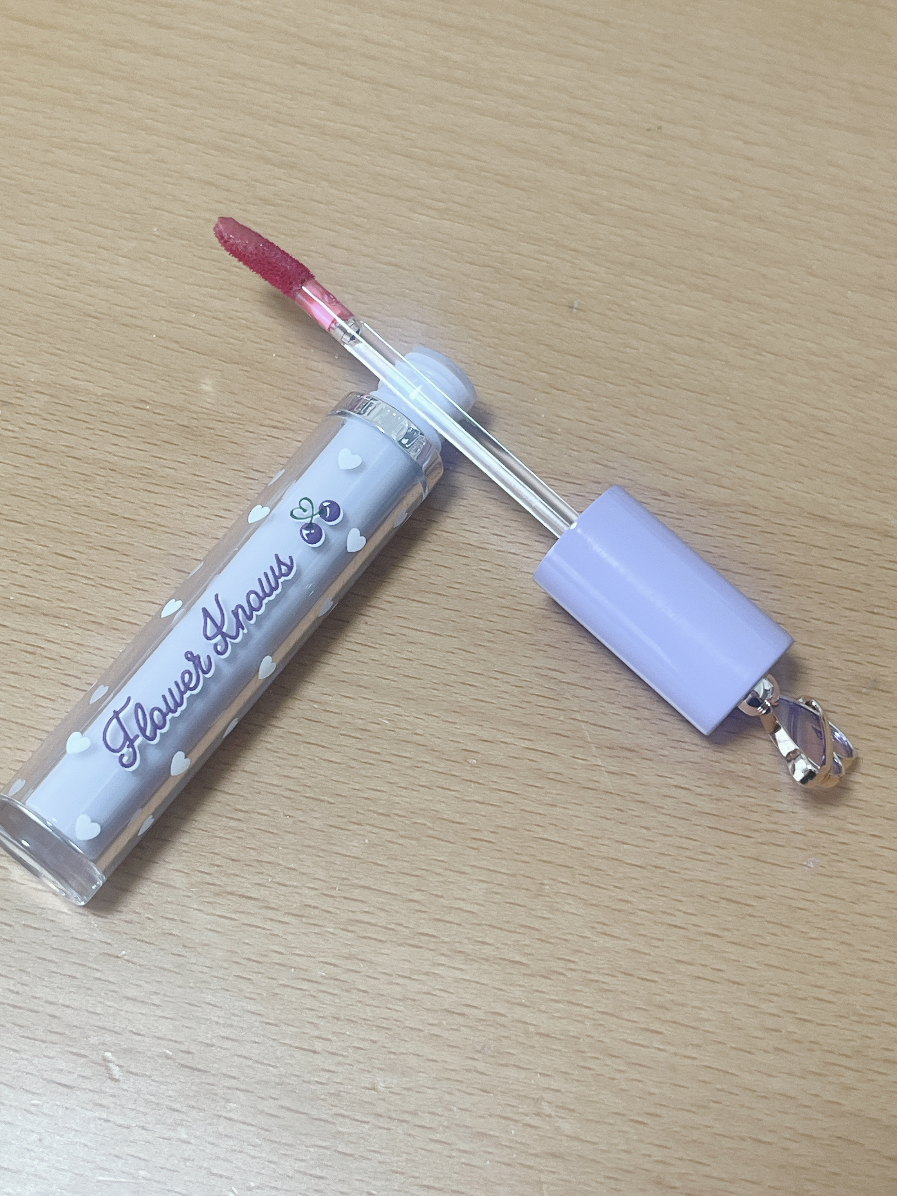 グリスニングウォータリングティント/FlowerKnows/リップティントを使ったクチコミ（2枚目）