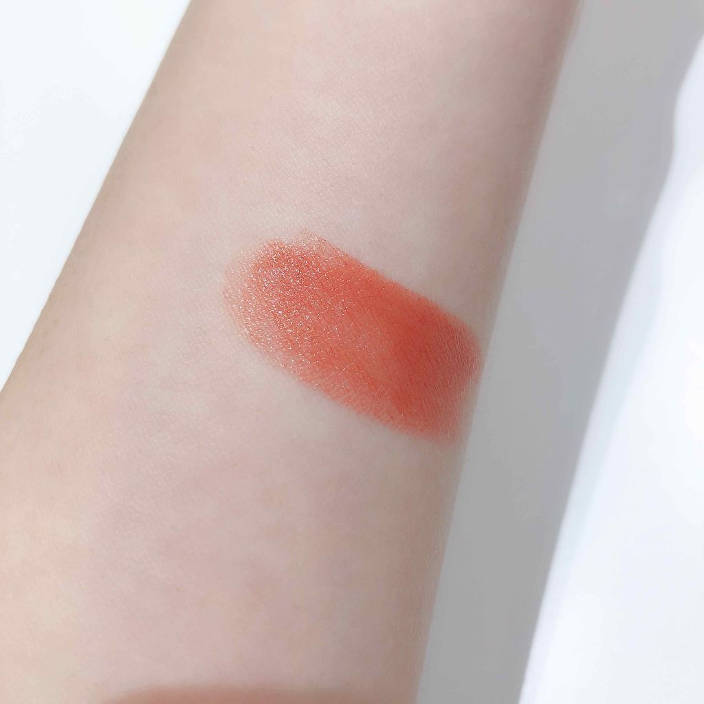 ラスティンググロスリップ/CEZANNE/口紅を使ったクチコミ（2枚目）